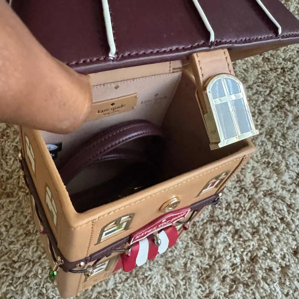 NWT- Kate Spade Oh What Fun 3D Toy Store Crossbody Handbag - Picture 7 of 10